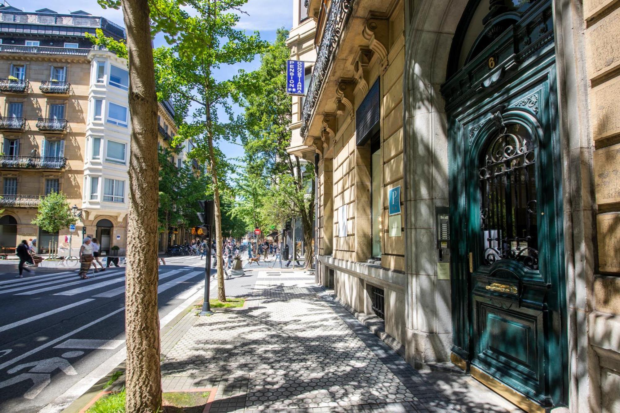 Pension Donostiarra Σαν Σεμπαστιάν Εξωτερικό φωτογραφία